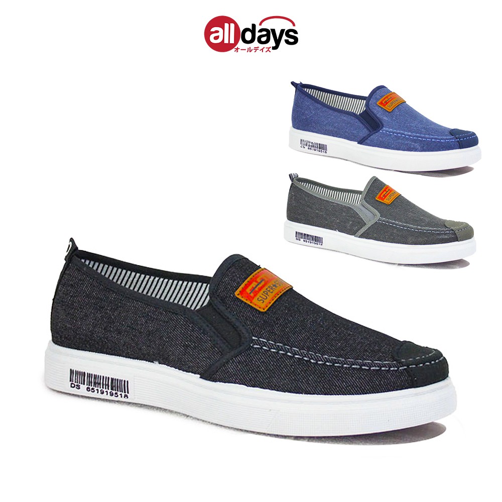 Sepatu Sneakers Slip On Casual Pria 2104-1067 Size 39-44