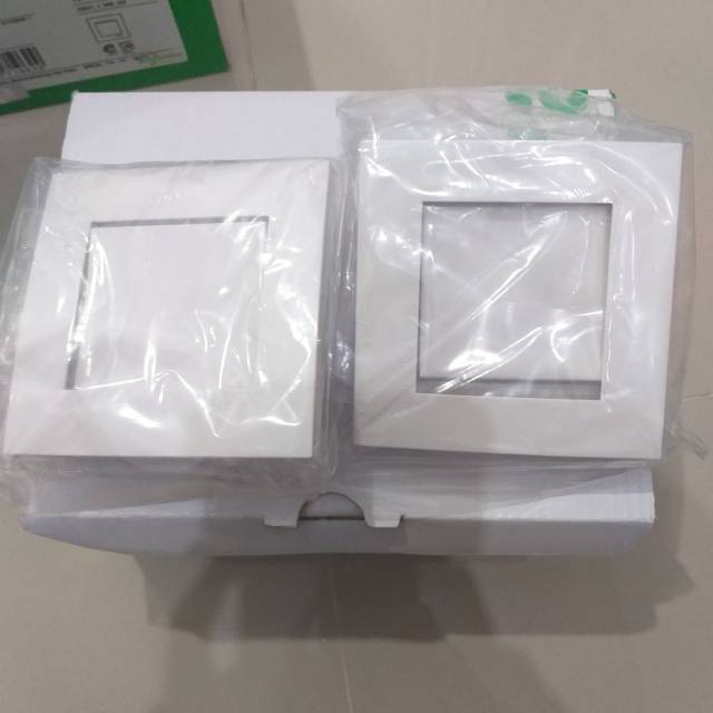 Saklar tunggal / saklar engkel schneider / saklar seri vivace schneider