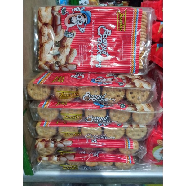 

interbis kacang / peanut crackers