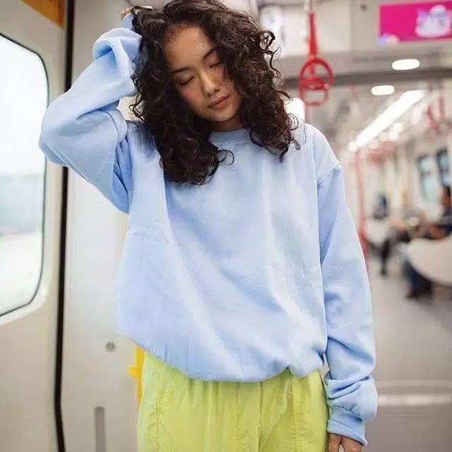 SWEATER_ID Basic Sweater Crewneck Biru Baby Polos Prian Dan Wanita Terbaik