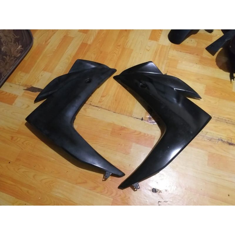 fairing sayap sepasang kanan kiri yamaha r25 original 2nd copotan not r15 vixion