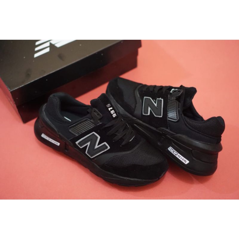 sepatu new balance