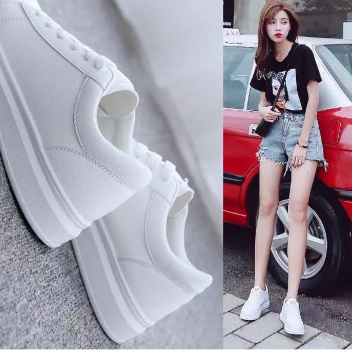 ♦ WOWW REAL PICTURE NIH/SEPATU OLAHRGA KETS PUTIH POLOS/SEPATU CEWEK KEKINIAN/WARNA PUTIH ♂