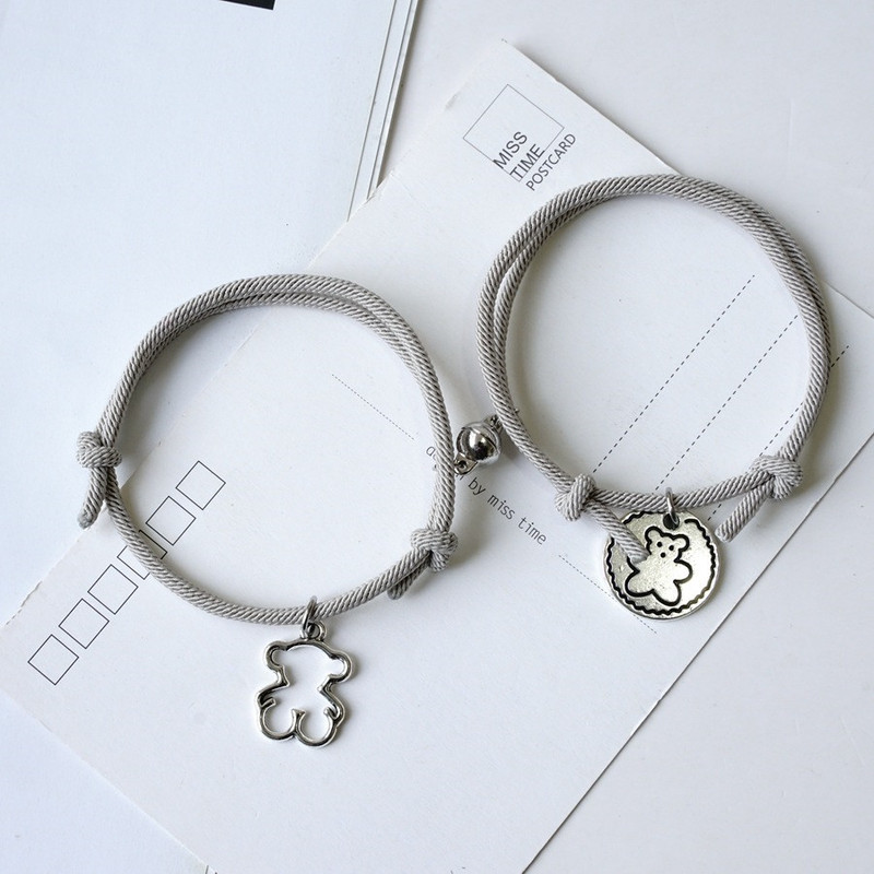 We Flower 2pcs Gelang Magnet Liontin Beruang Gaya Korea Untuk Pasangan