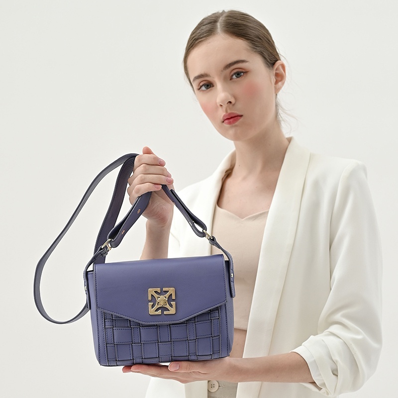 Gobelini Turro Flap Crossbody Bag