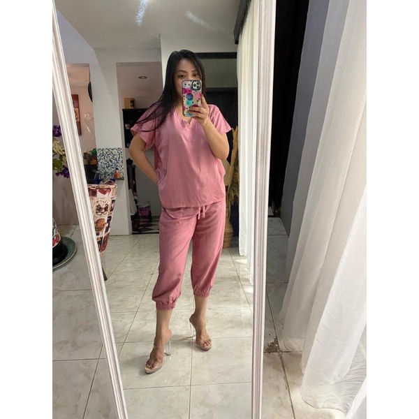 Setelan One set Alicia jogger polos Wanita-Pink