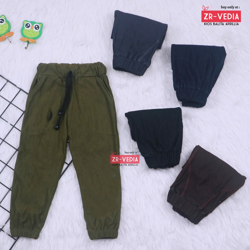 Jogger uk 2-3 Tahun Boy Girl / Kids Pants Anak Celana Panjang Semi Jeans Joger Polos Tebal Bawahan