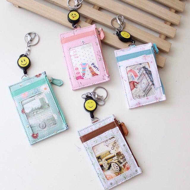 

Card holder/Nametag