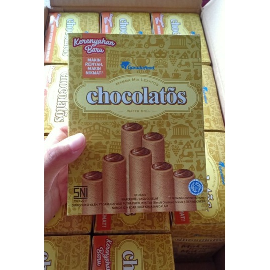 

agen distributor cemilan makanan ringan wafer biskuit chocolatos stick roll box