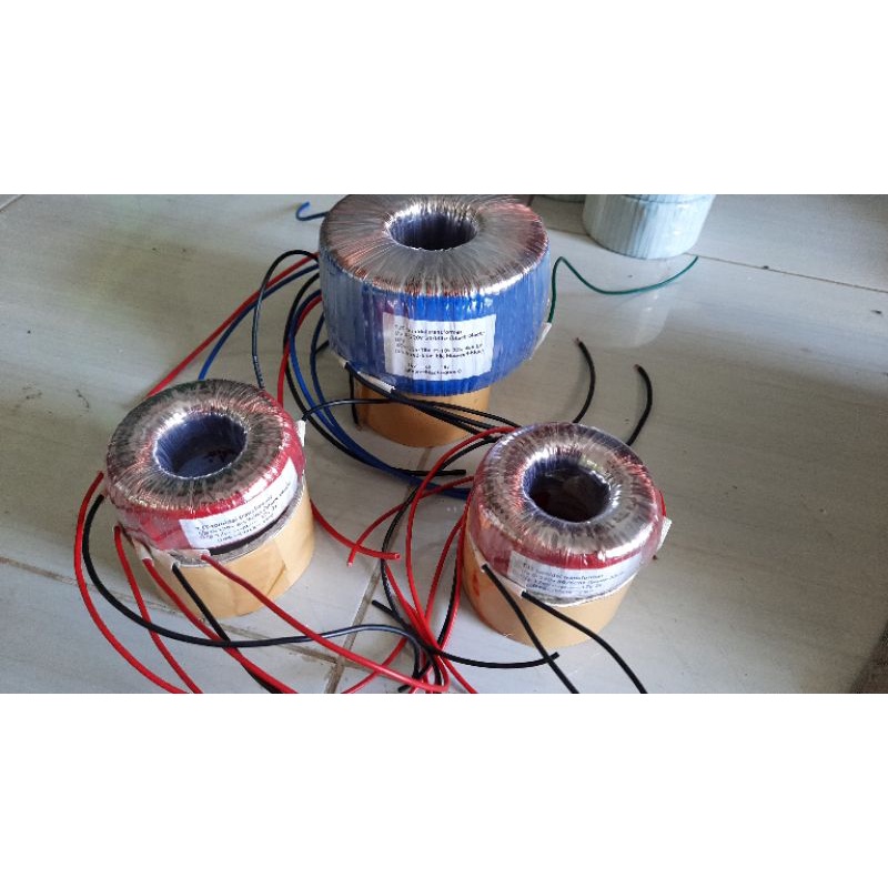 trafo toroid 30A 0-48v