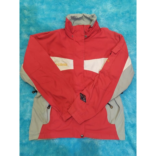 (Preloved) Jaket Columbia Titanium Omnitech