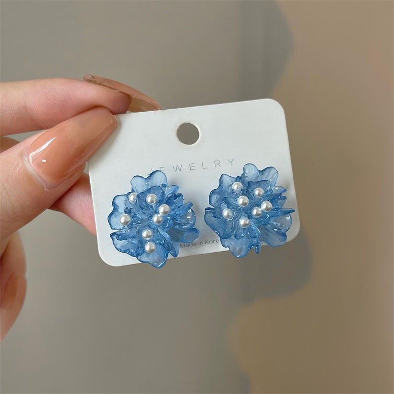 Anting mutiara bunga biru wanita gaya manis fashion sederhana