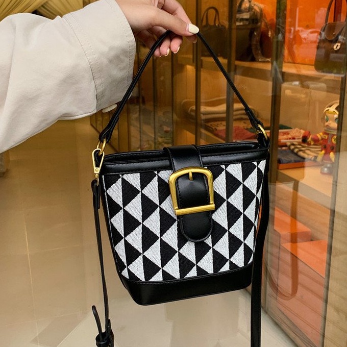 ( 2PC 1KG ) GTBI998879901  New Arrival  !!!  Tas Selempang  Tas Wanita Import  Premium Terbaru