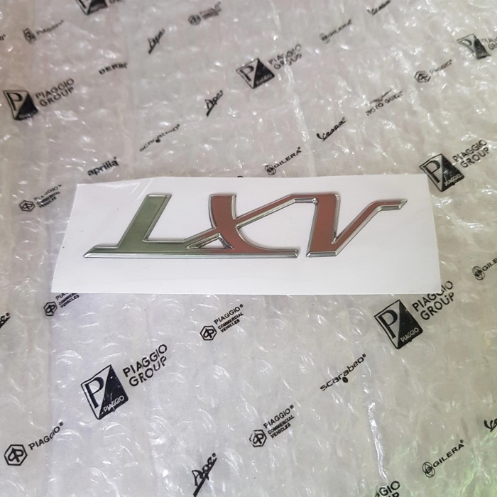 VESPA LXV STICKER