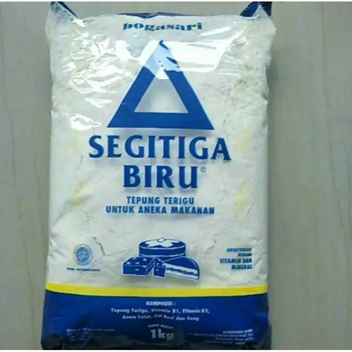 

ANEKA SNACK TEPUNG TERIGU SEGITIGA BIRU 1 KG / Bogasari