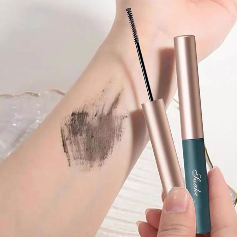 Mascara Waterproof bulu halus