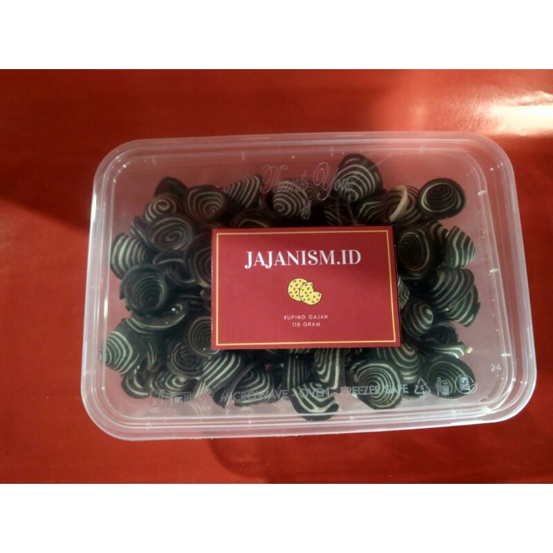 

SNACK JAJAN CEMILAN JAJANISM ID KUPING GAJAH TERLARIS MURAH ENAK ENDUL KEMASAN BOX 110 GRAM