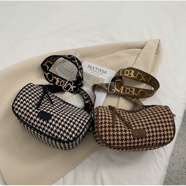BJ81922 - BLACK/BROWN - TAS SLEMPANG MOTIF KOTAK DUFFELL BAG HOUNDSTOOTH WANITA FASHION IMPORT MODIS ELEGAN TERMURAH TERLARIS TERBARU BAGSTORE JAKARTA TAS BATAM GT1922 BQ3483