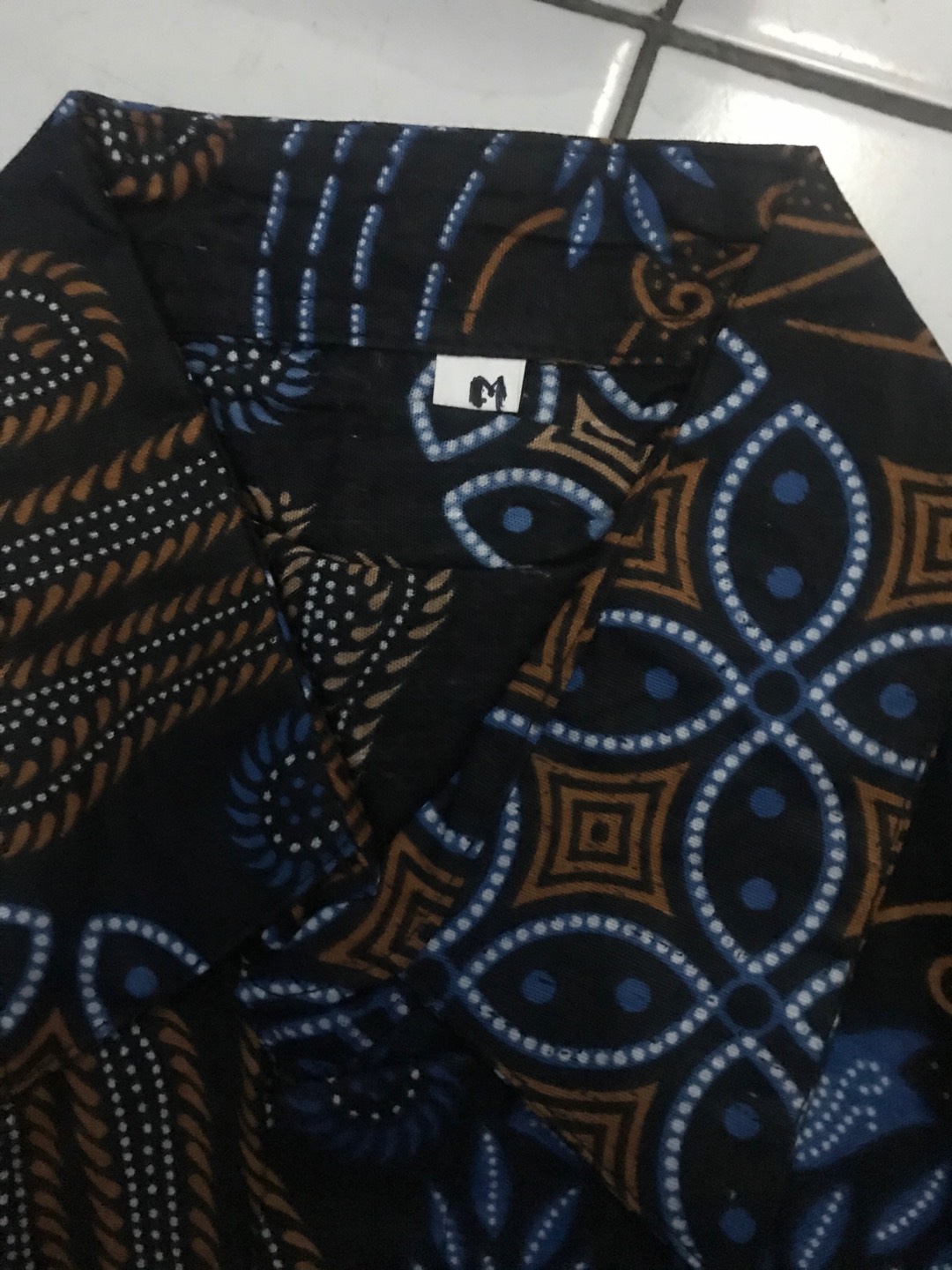 Manuk Peksi Merah Ori Florist Kemeja Batik Panjang Hem Pakaian Pria Seragam Batik Modern Batik Solo