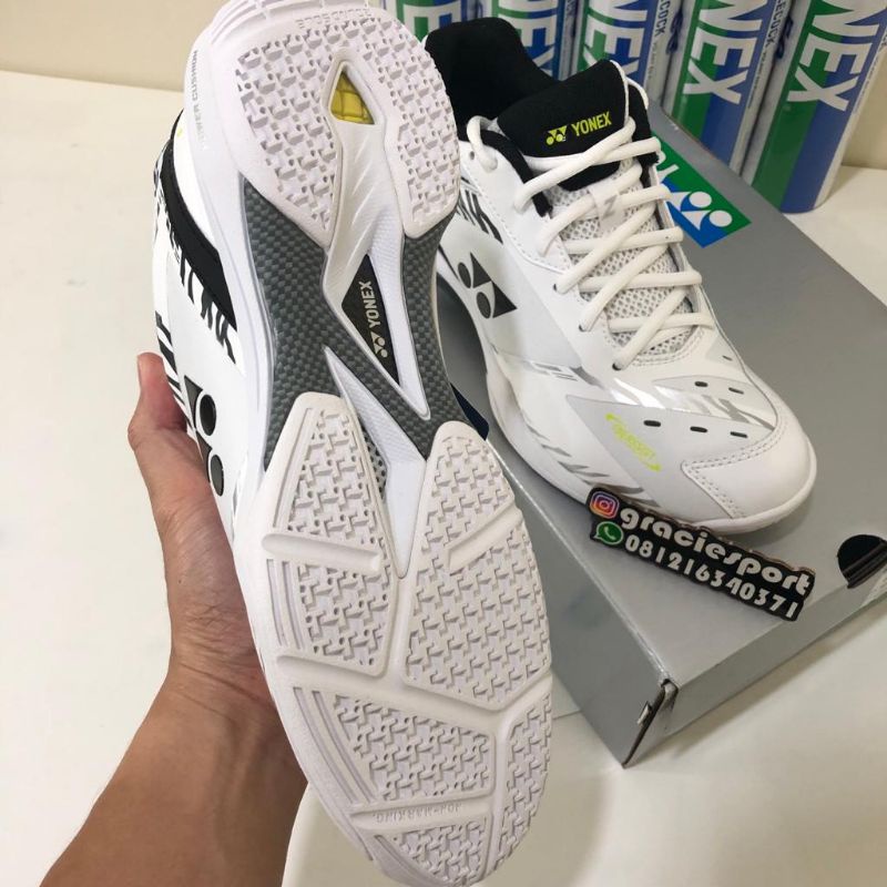 SEPATU YONEX SHB65Z3 JAPAN VERSION WHITE TIGER