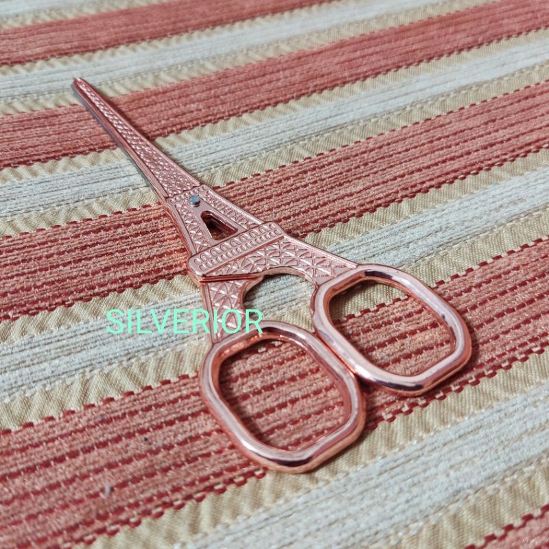 

Gunting Retro Model Menara Eiffel Tower Paris