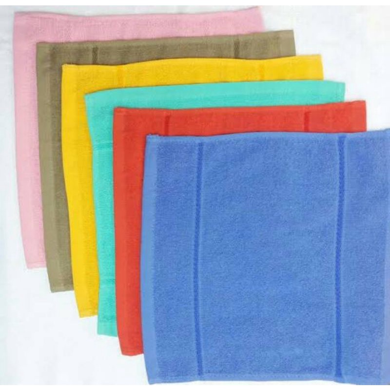 sapu tangan handuk mutia uk 30x30. serap. bisa utk lap muka badan.jadian lap dapur kompor dll.atur s