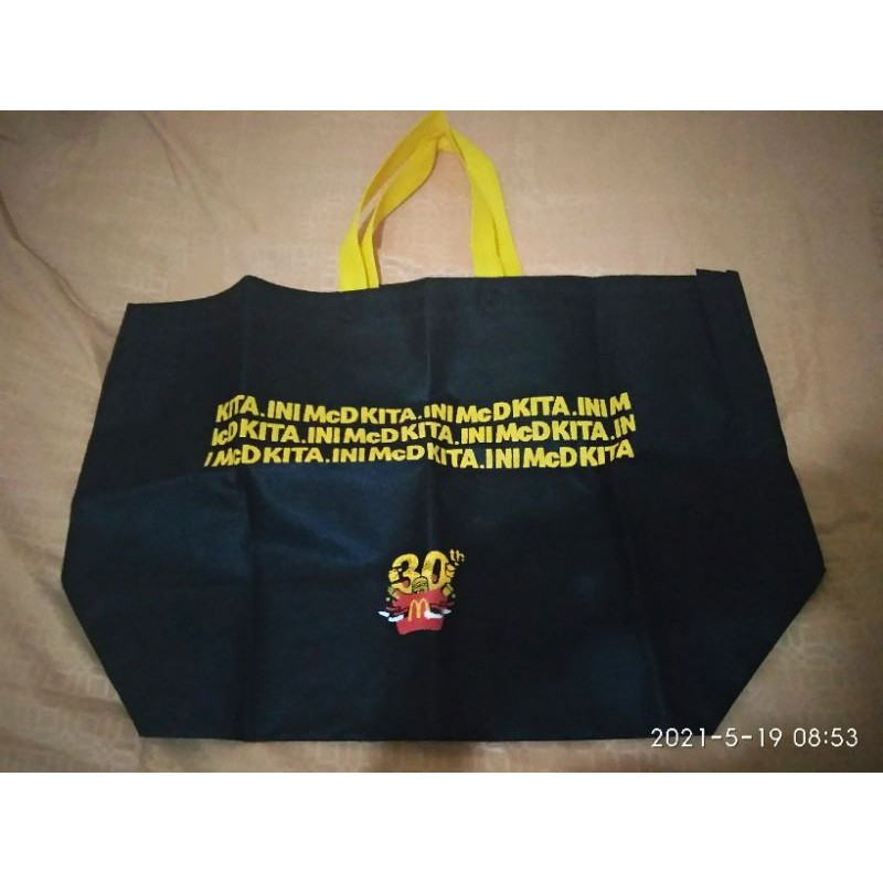 

goodie bag McD tas McDonald's 30th limited edition