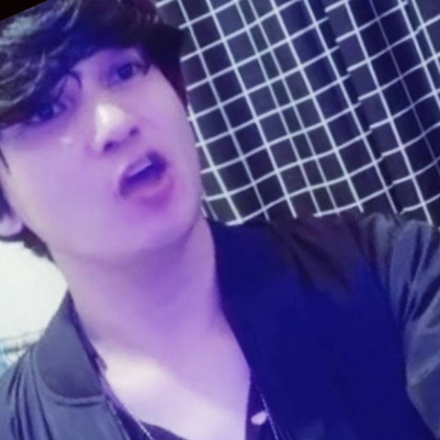 akayz33