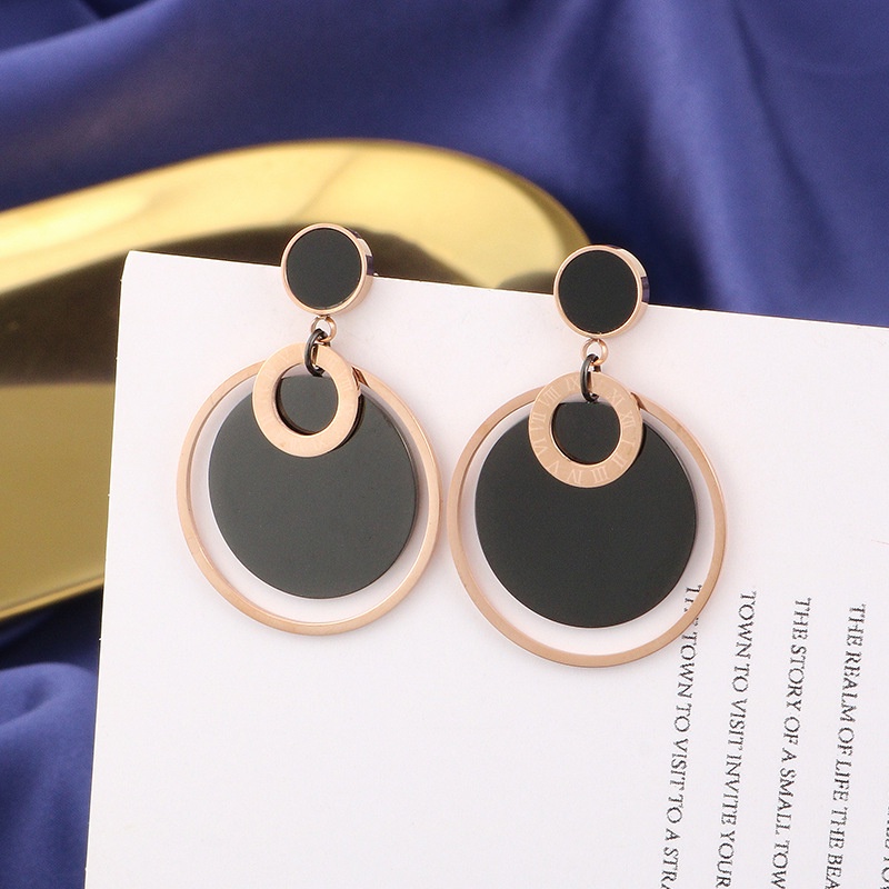 Anting bulat hitam angka romawi titanium anti karat korea fashion - ercassia