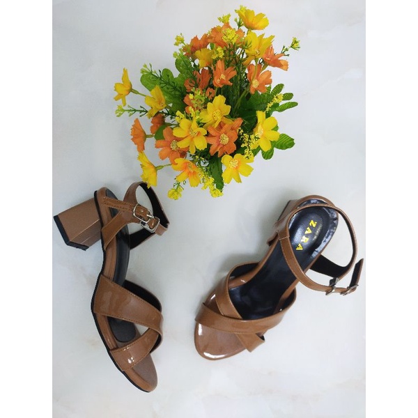 Heels 5 cm silang