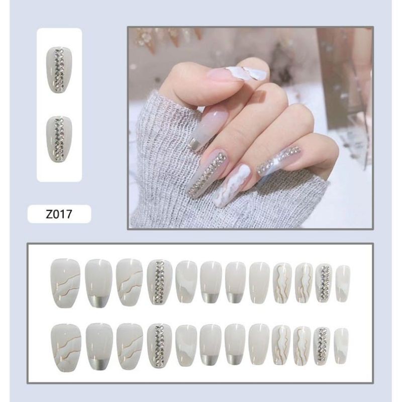 Medan Termurah PREMIUM Satu set kuku palsu cantik 24pcs + lem premium nail art