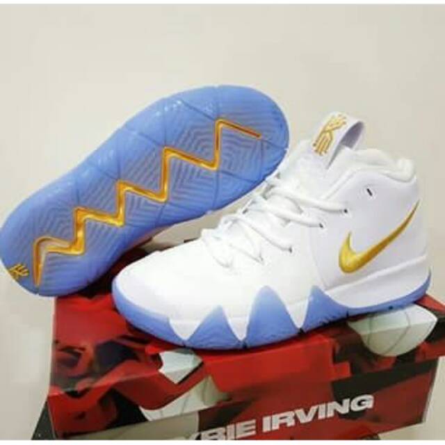 Nike kyrie 4 special cimpling