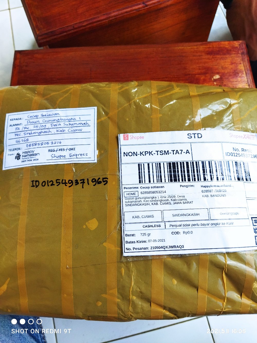 Standing Pouch Doff Series 250gr Kopi Uk. 16x23cm (50 Pcs) With Zipper And Valve