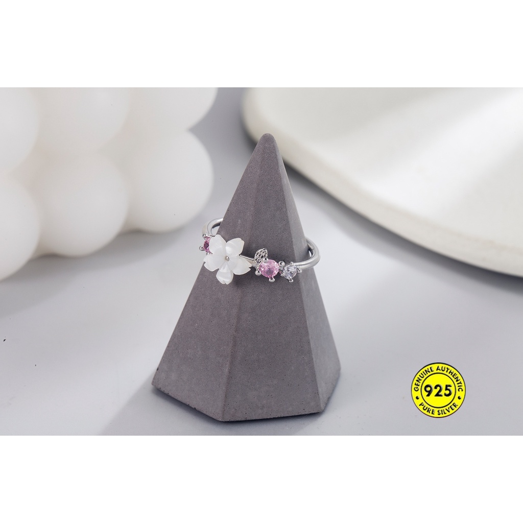 Cincin S925 Silver Bentuk Bunga Sakura Aksen Berlian Untuk Wanita