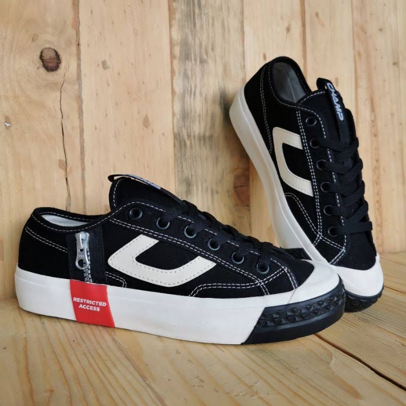 Sepatu Lokal Shoes Local Pride Champs Protocol Access Low Cut Black White Not Compass Proto