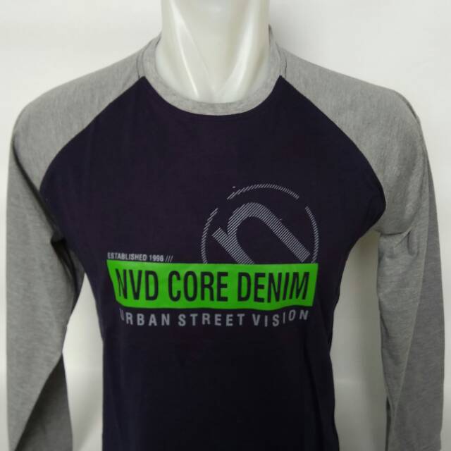 Kaos lengan panjang nevada