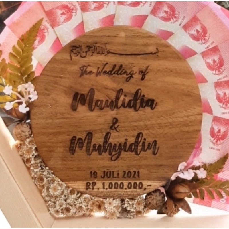 Papan Nama Pengantin Ukir Kayu untuk Mahar
