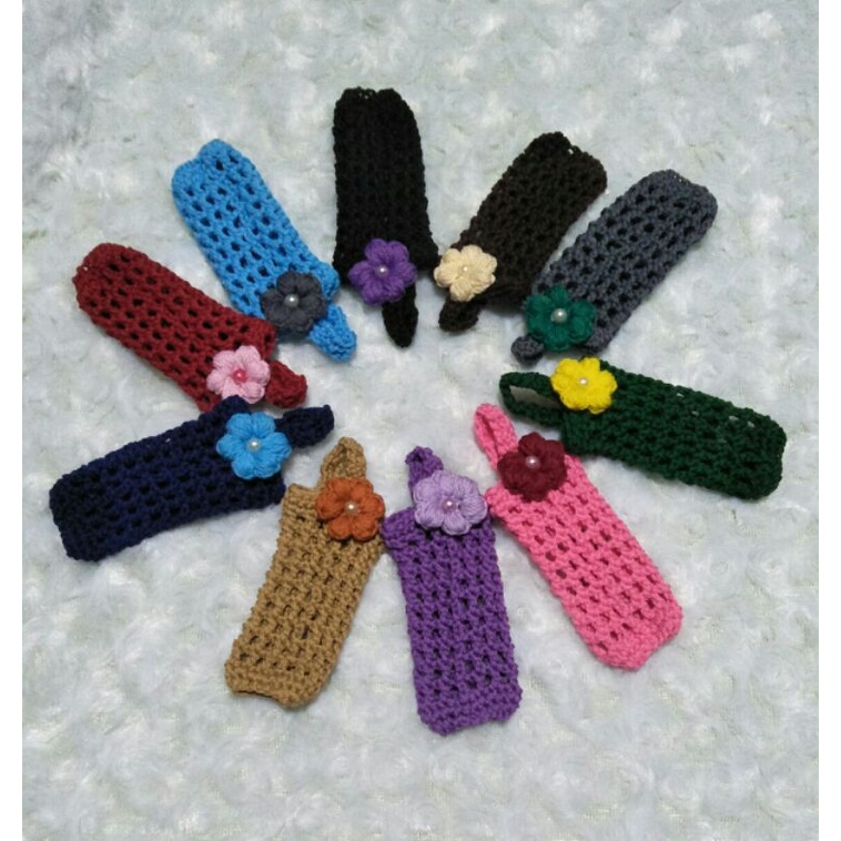 Hand sanitizer holder rajut