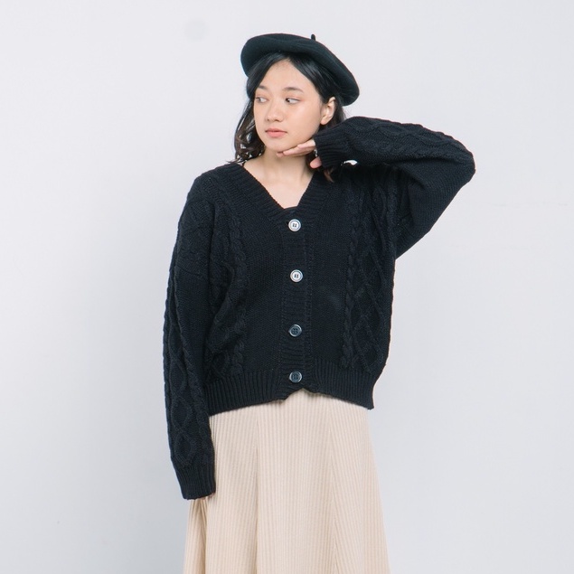 Vintage House Cross Crop Cardi (Cardigan Rajut Cable Wanita Korea / Korean Cardigan)-Black