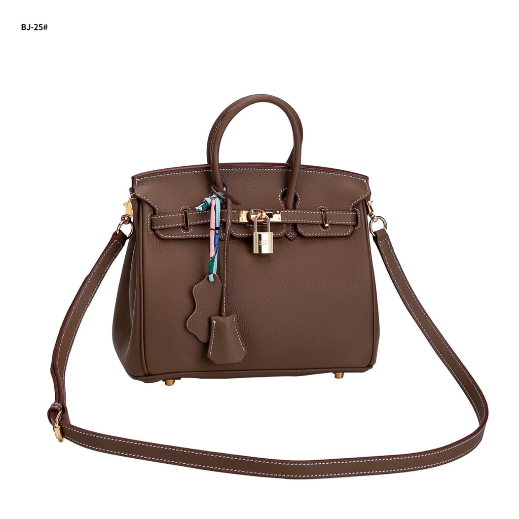 TAS Sellier 25 Clemence Leather Bag's Gold Hardware TCBJ-25