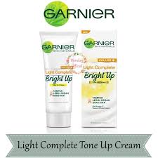 GARNIER BRIGHT COMPLETE CREAM