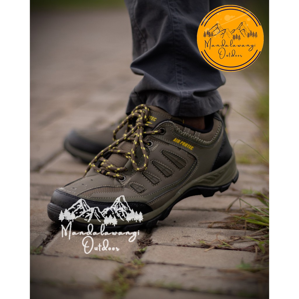 SEPATU GUNUNG HIKING CAMPING AIR PROTEC SERIES MOUNTAIN HARGA PROMO DISKON TERMURAH