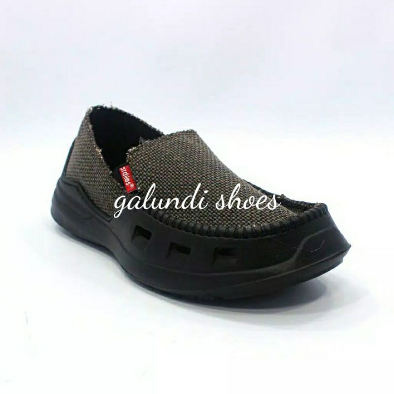 COD-SPATU CANVAS PRIA SLIP ON ARDILES