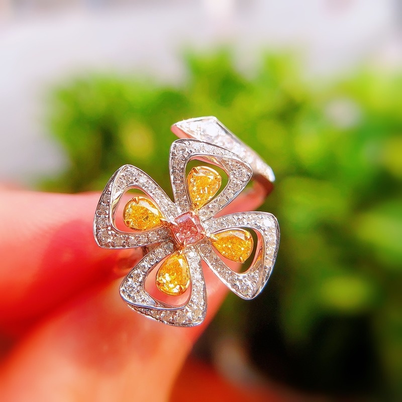 Luxury Fashion Yellow Diamond Four-Leaf Clover Pink Crystal Open Ring