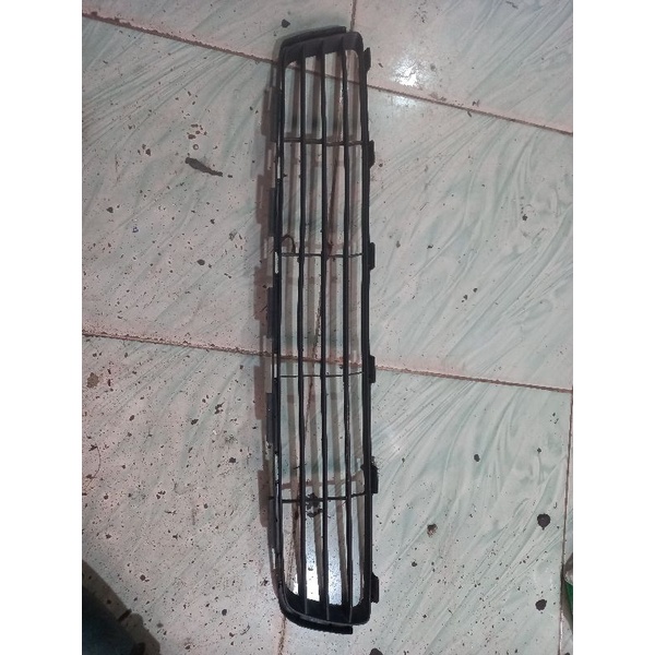 jaring bemper toyota yaris 2010