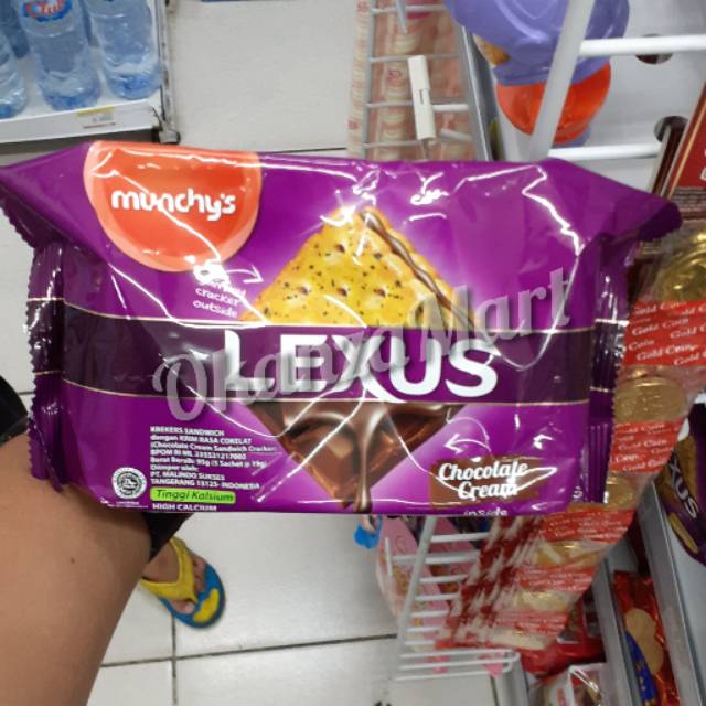 

Lexus Biscuit Chocolate Cream 95gr/5pcs