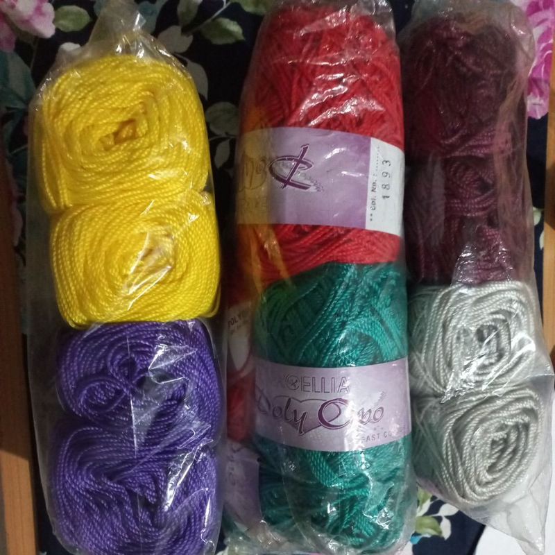 Benang rajut polyester (Merk POLY ANGEL)