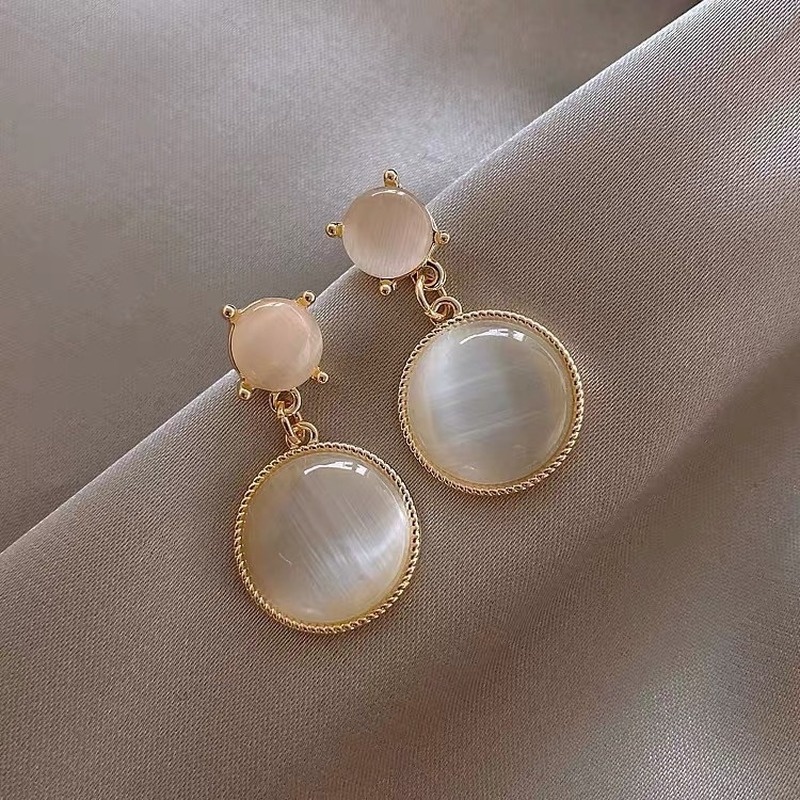 Personalized Korean Fashion Temperament Round Opal Stud Earrings