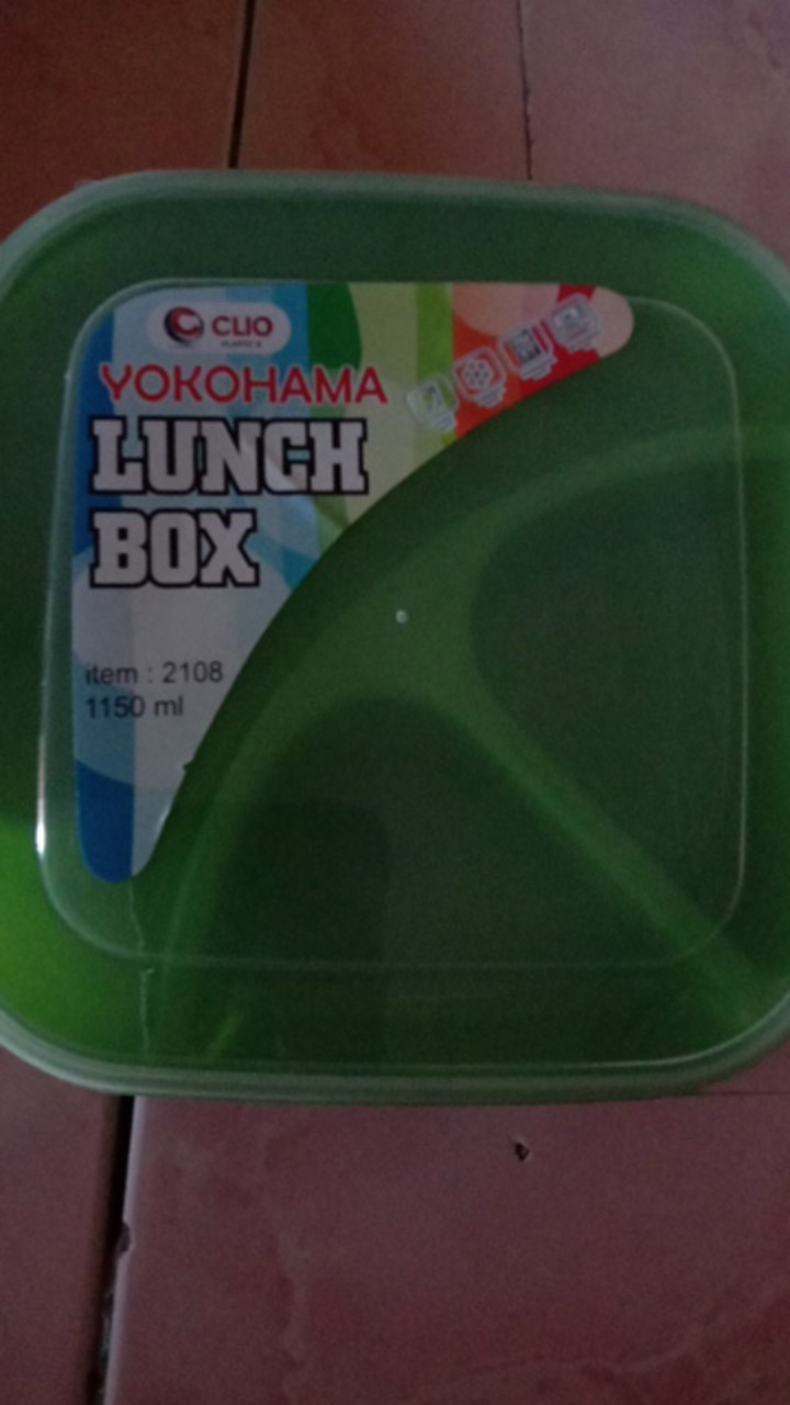 Lunch Box / Tempat Makan / Kotak Makan Sekat Clio Yokohama Per Buah