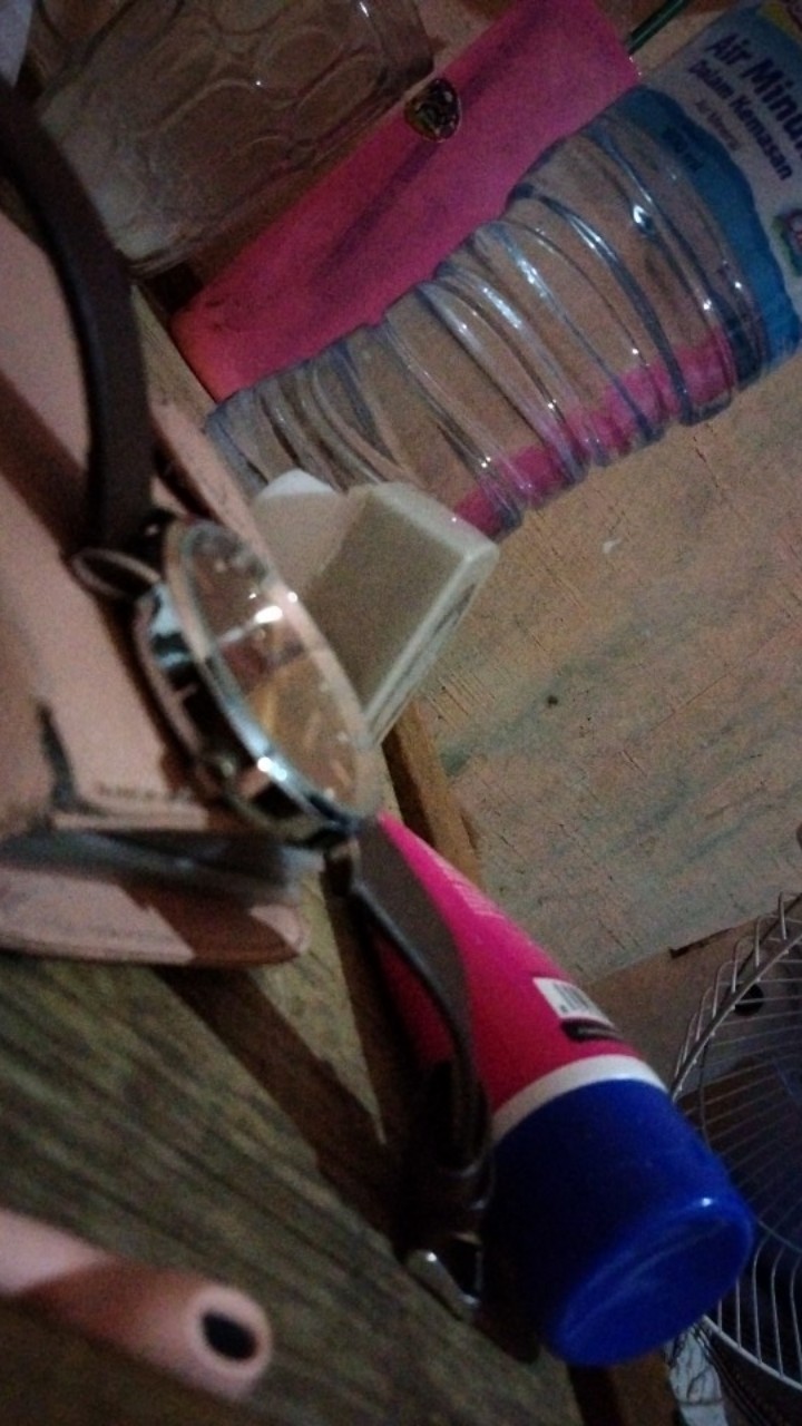 Alat Pel Lantai Magic Wonder Spin Mop Original Putar 360 Derajat Otomatis Tanpa Peras Pakai Roda